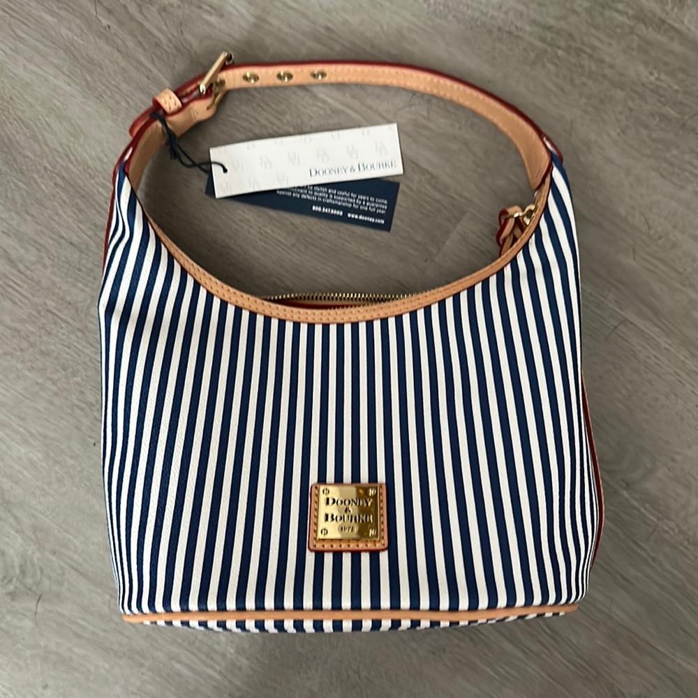 Dooney & Bourke small bucket bag